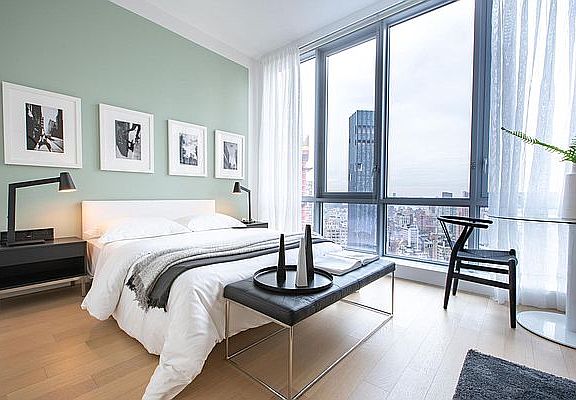 3rd image of 160 Madison Ave APT 42H