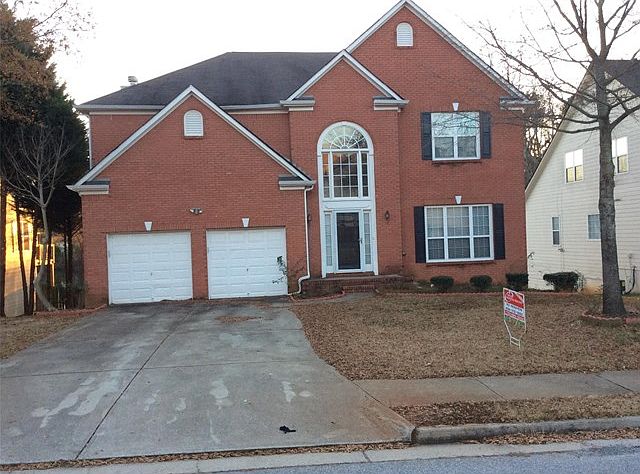 1st image of 552 Autumn Shore Dr