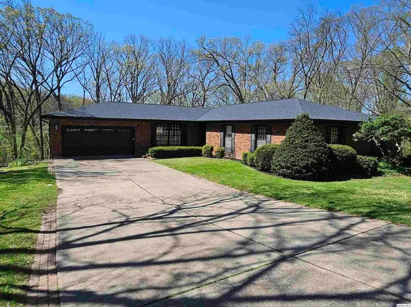 20 Boca Dr, Hannibal, MO 63401