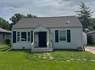 840 SW Parkview St, Topeka, KS 66606