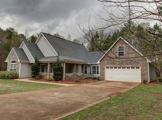 1185 Coan Dr, Locust Grove, GA 30248