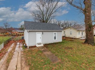 107 Red Cros, Warsaw, KY 41095