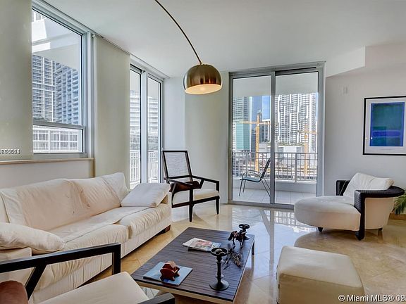 3rd image of 801 Brickell Key Blvd APT 1102