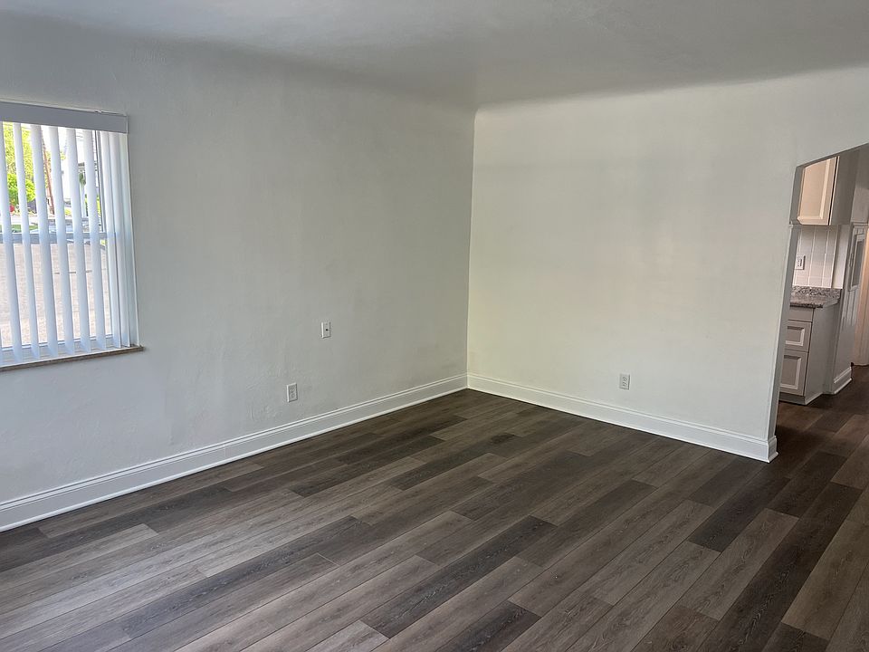 Entrance as you walk into the family room