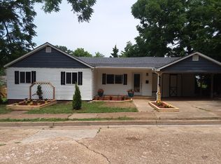 911 Gardner St, Poplar Bluff, MO 63901