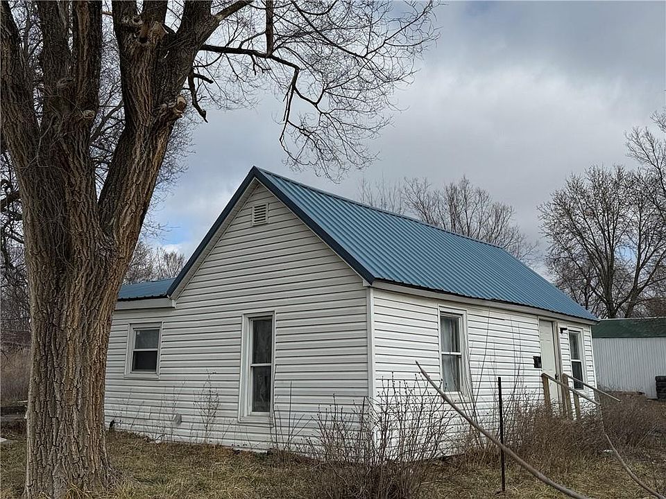 1st image of 407 White St