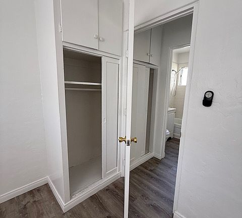 5th image of 5013 Niagara Ave