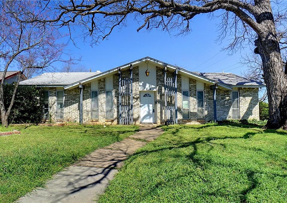 1st image of 601 Idlewilde Dr