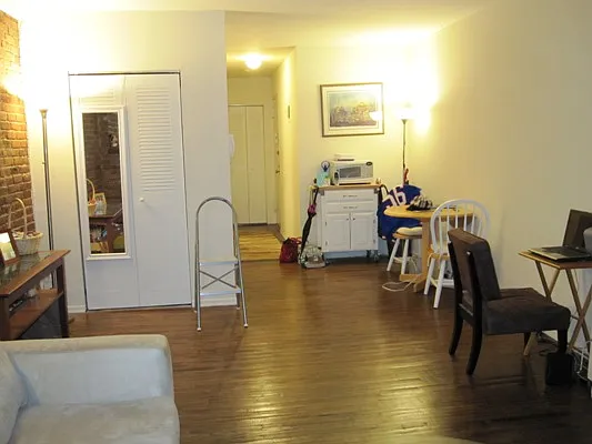 Rented by City Connections Realty | media 15