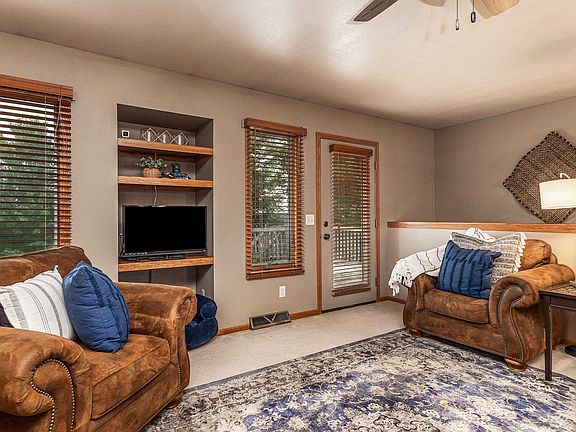 5th image of 614 Baja Dr