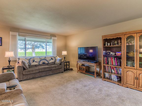 4th image of 101 N 48th Ave APT 37B