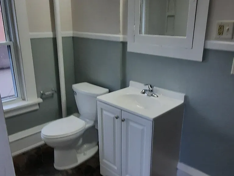 Upstairs Bathroom