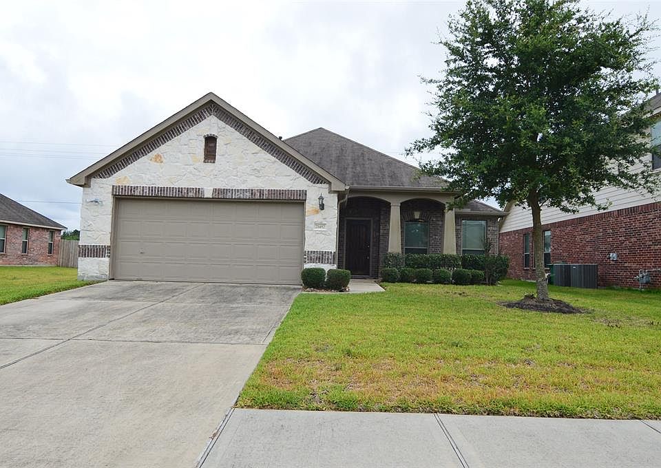 1st image of 21482 Rose Mill Dr