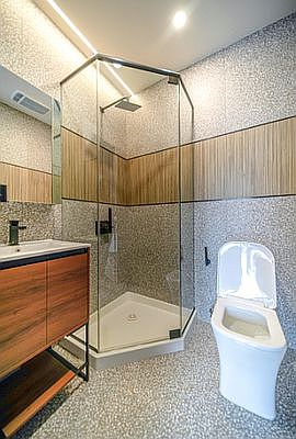 3rd image of 148 Bleecker St #3E