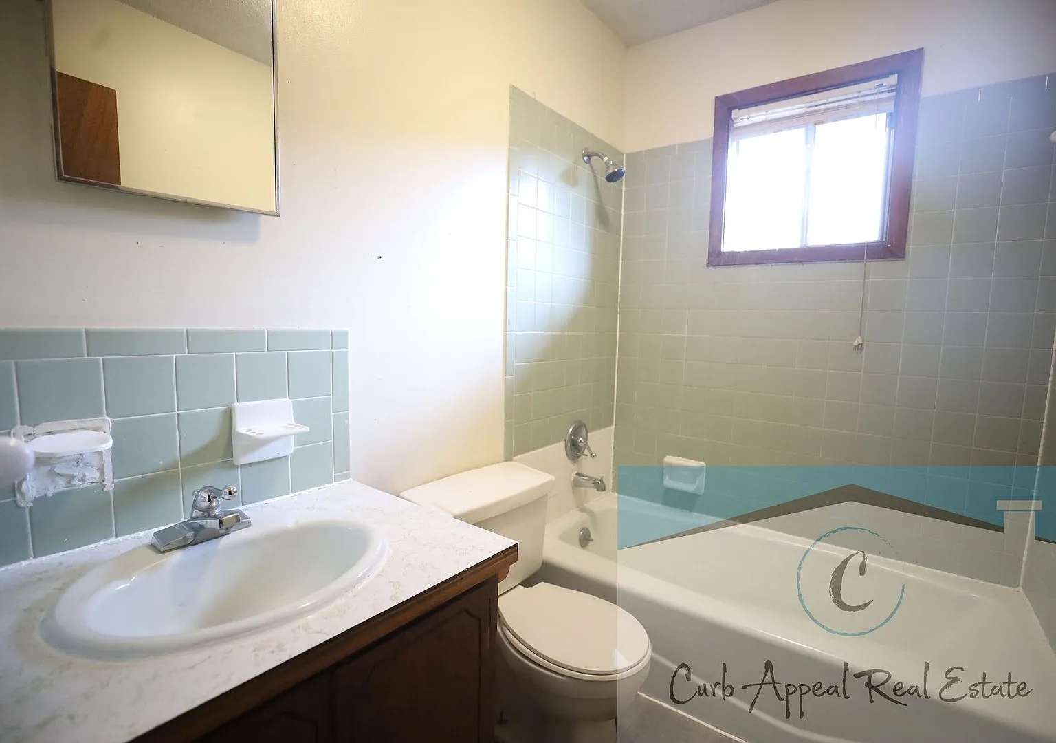 2208 Sybel Cove — Photo 2