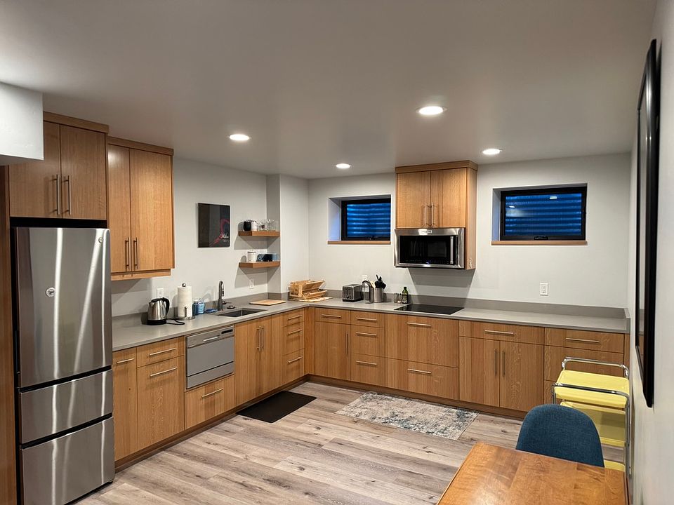 1st image of 1474 NW Fresno Ave #3