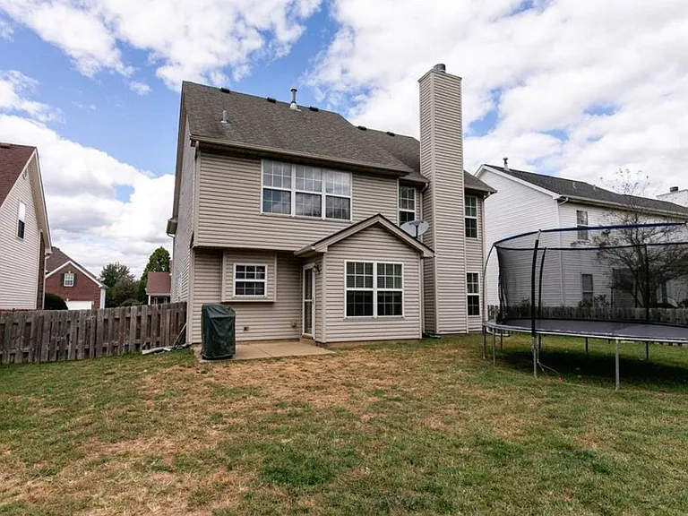 4211 Brownsboro Glen Rd — Photo 2