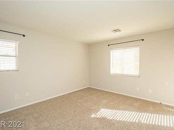 5th image of 10444 Coyote Cub Ave