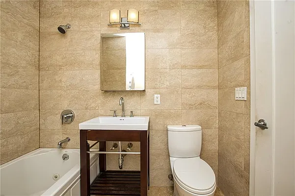 Sold by Remax Edge | media 16