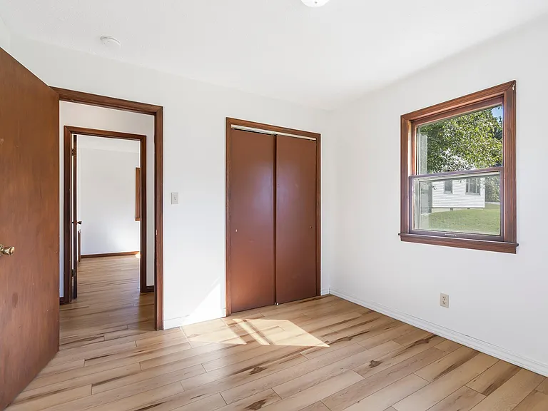 1415 W Inman Rd — Photo 18