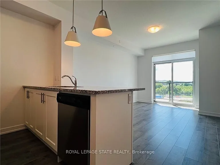 5055 Greenlane Rd #403 — Photo 8