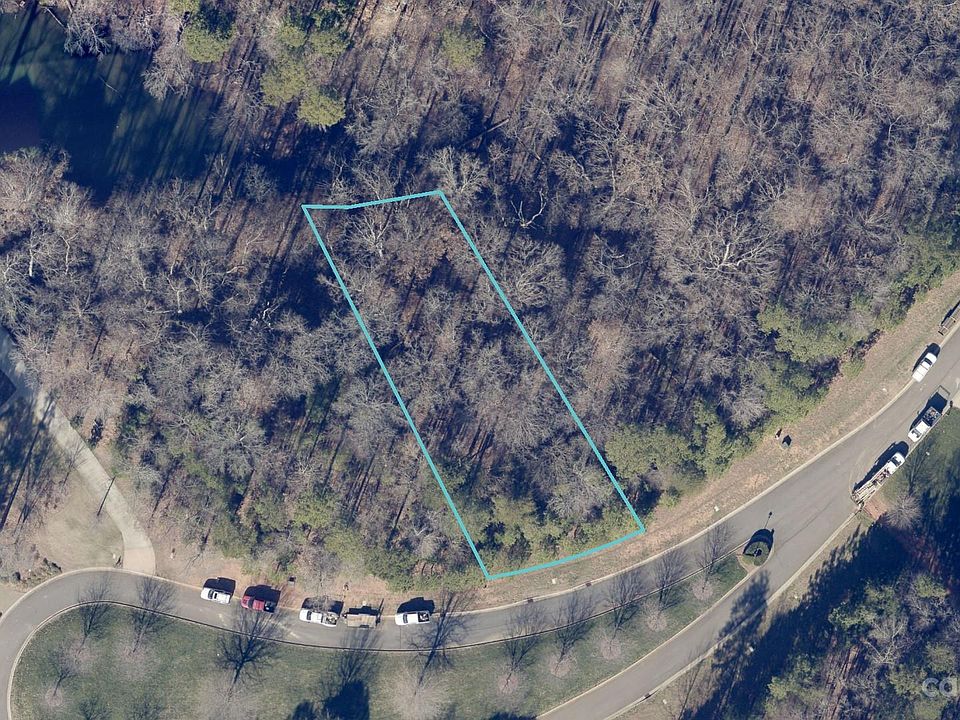 1st image of 3232 Ashwood Park Dr #293