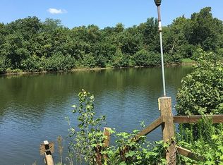 Ferry Rd, Boonville, MO 65233