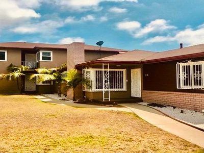 5138 W Slauson Ave, Los Angeles, CA, 90056