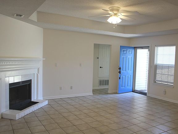 4th image of 779 Pearl Sand Dr
