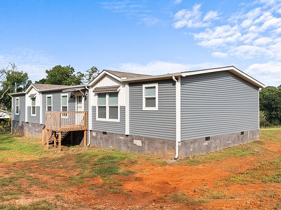 3rd image of 1220 Redbird Ln