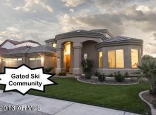 562 N Mondel Dr, Gilbert, AZ 85233