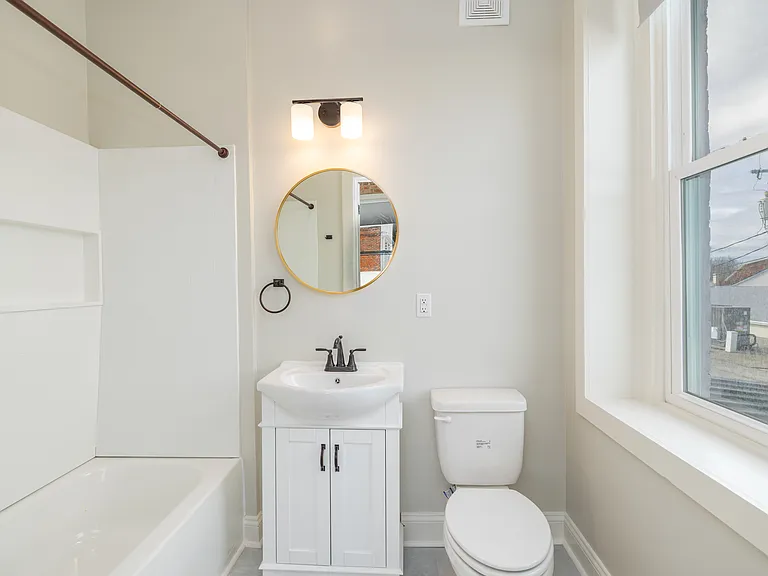 120 S Broad St #2B — Photo 2