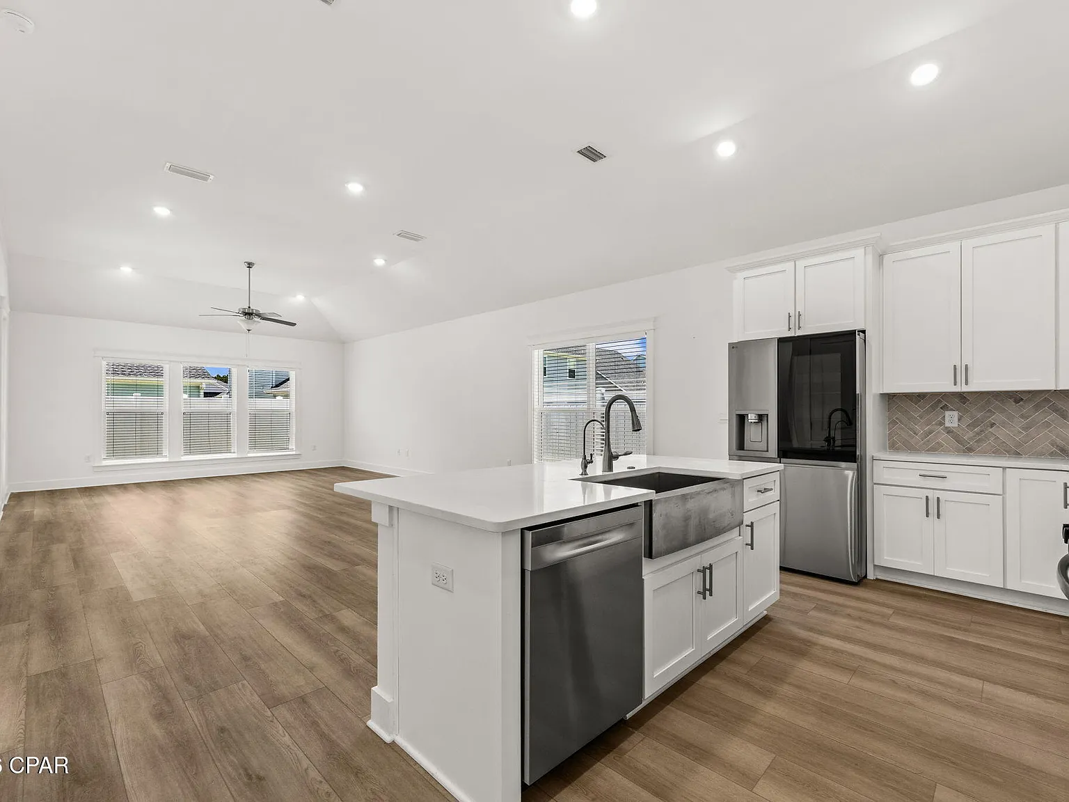 3 bed, 1753 sqft, $2,850 — Photo 2
