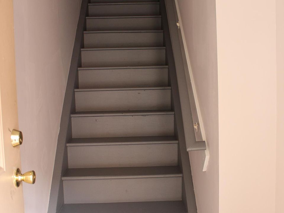 Main Entry Staircase