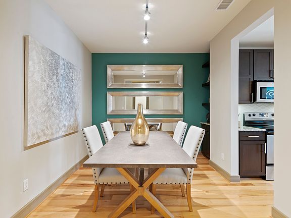Model Dining Room Space