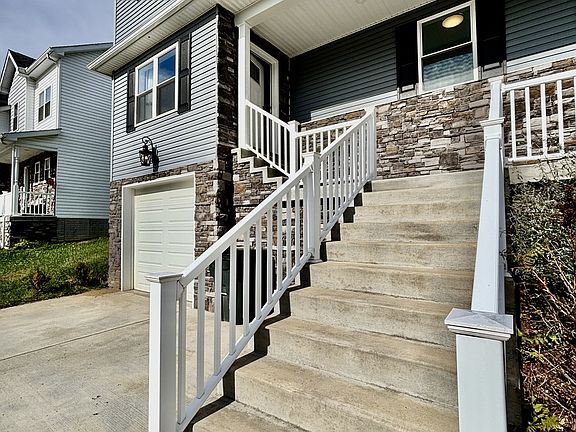 3rd image of 104 Ida Marie Dr