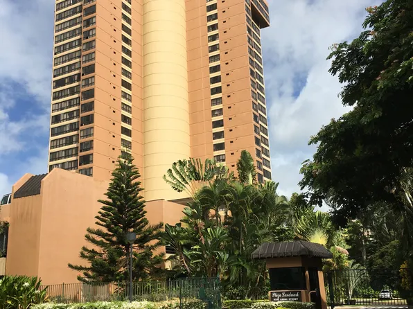 5333 Likini St, Honolulu, HI 96818