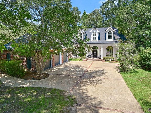2nd image of 13831 Oakley Ln