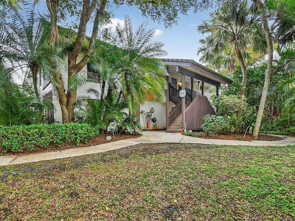 1st image of 9364 Sable Ridge Circle #12-B