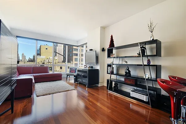 Rented by Corcoran | media 21