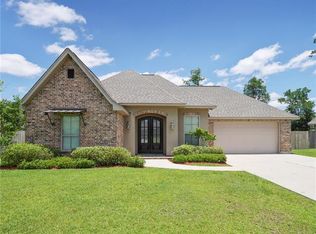 140 Fayedaye Dr, Madisonville, LA 70447