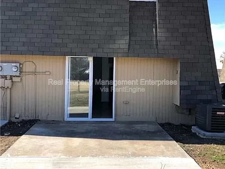 1705 Beaumont Dr — Photo 14