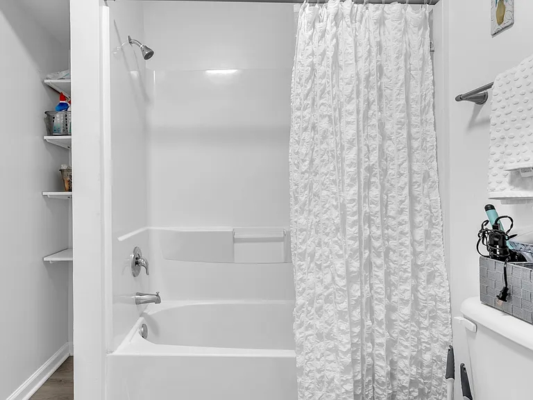 206 Princess Anne St — Photo 10
