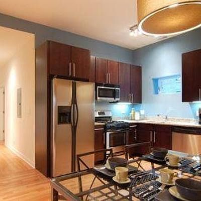 3rd image of 1712 W Warren Blvd #E1
