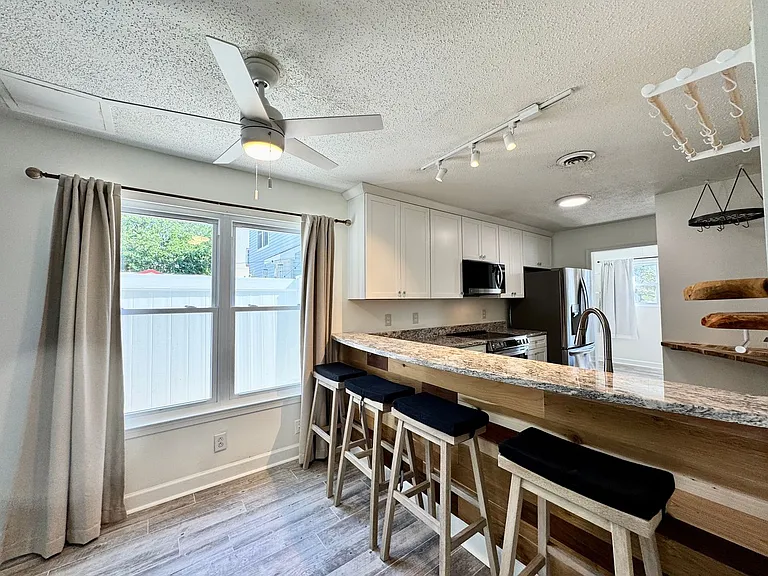 1509 Cypress Ave — Photo 19