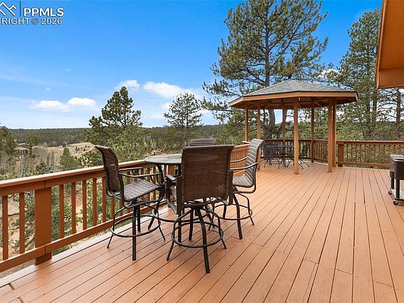 3rd image of 164 Spring Valley Cir