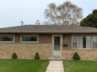 3421 S 11th Pl, Sheboygan, WI 53081