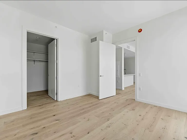 636 W 158th St #PHB — Photo 10