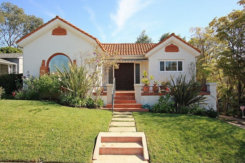 1st image of 1908 Benecia Ave