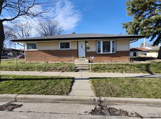 9724 W Thurston Ave, Milwaukee, WI 53225